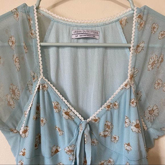 Urban Outfitters Daisy Romper - Picture 7 of 7